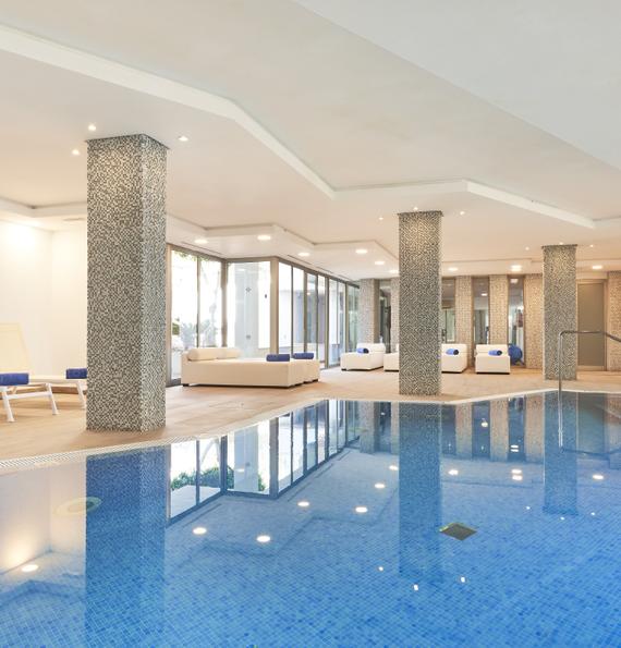 Indoor pool, gym and wellness area Globales Cala Bona Indoor pool, gym and wellness area Globales Cala Bona