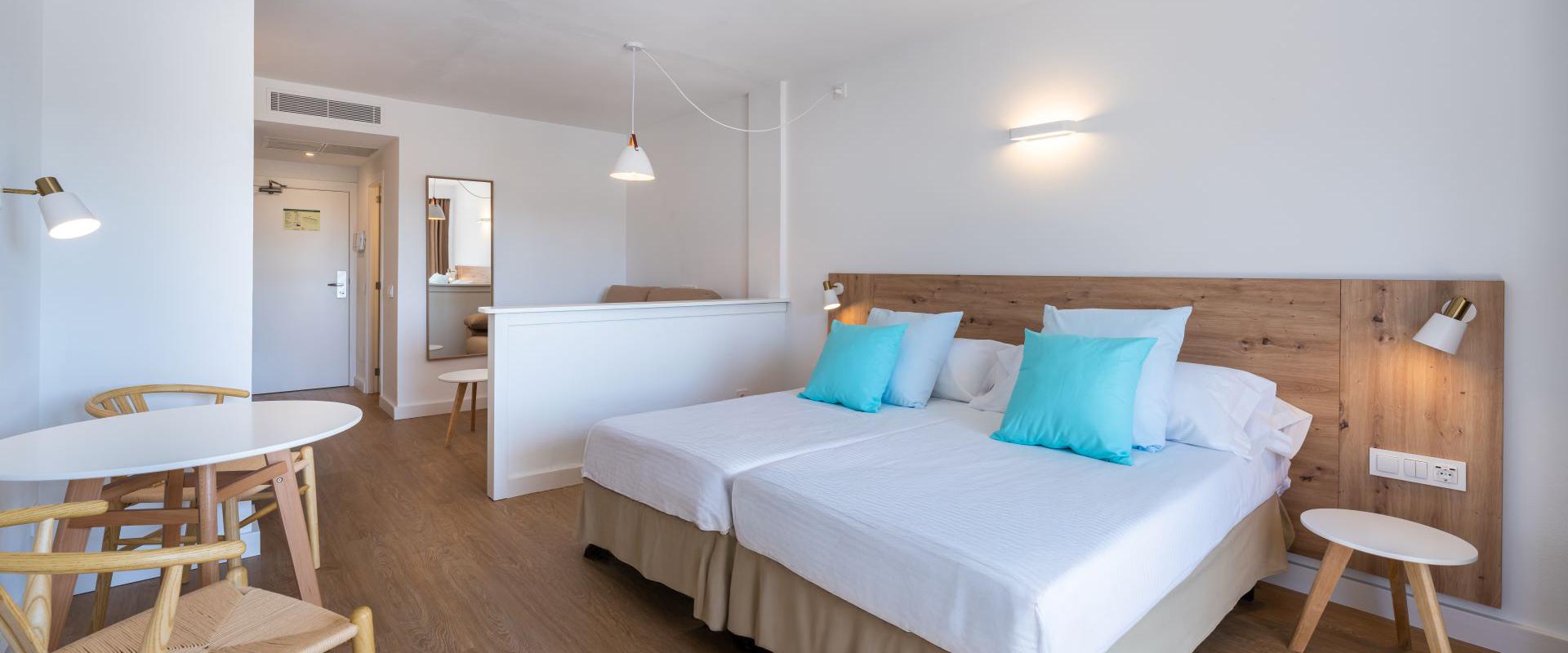 Junior Suite Globales Isabel Cala Bona Junior Suite Globales Isabel Cala Bona