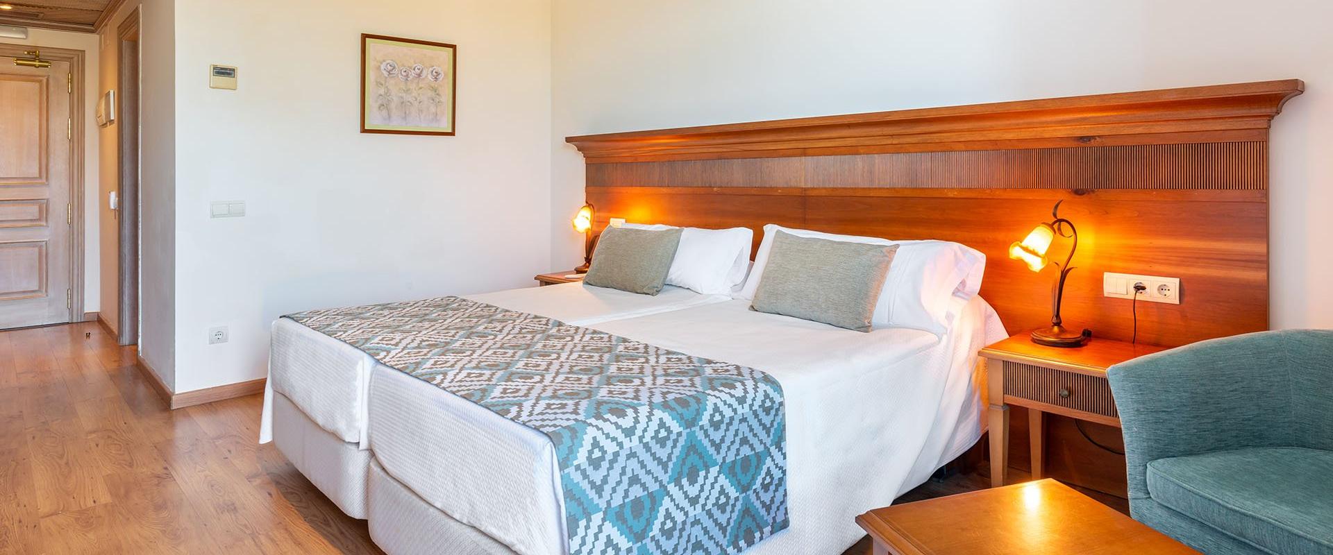 Double with Balcony Globales Paraíso Beach Estepona Double with Balcony Globales Paraíso Beach Estepona