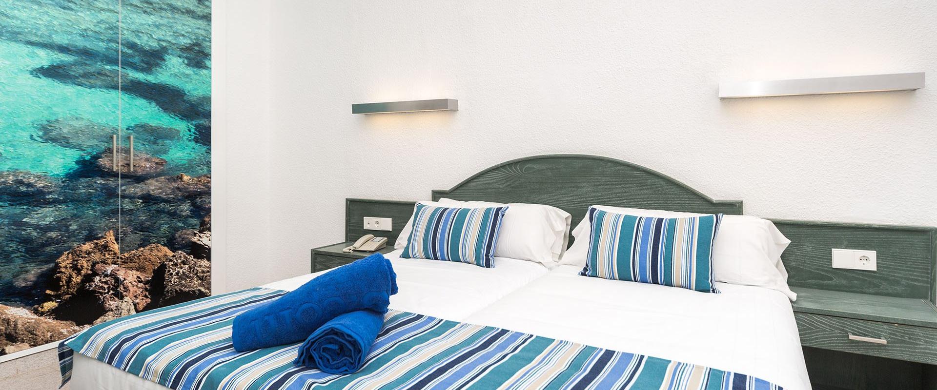 Double Without balcony Globales Cala'n Blanes Ciudadela Double Without balcony Globales Cala'n Blanes Ciudadela