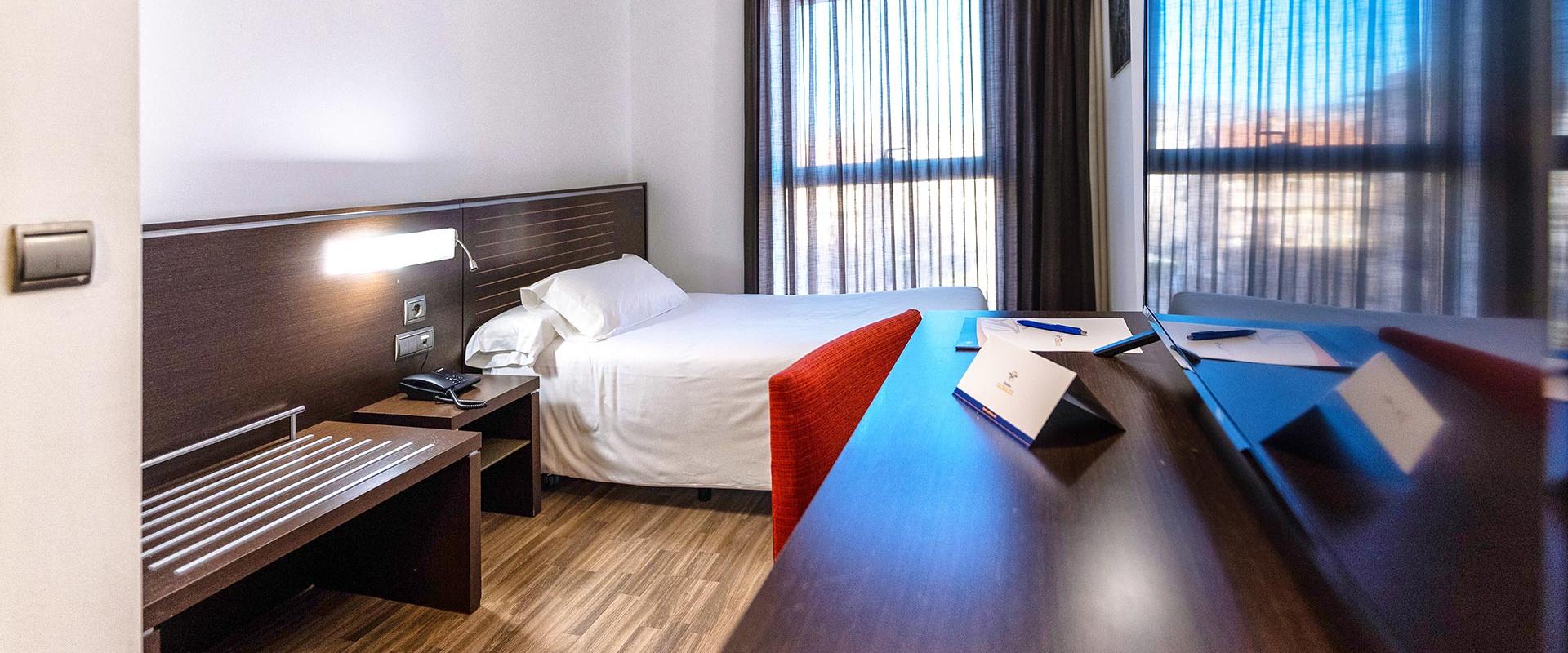 Single Globales Castillo de Ayud Calatayud Single Globales Castillo de Ayud Calatayud