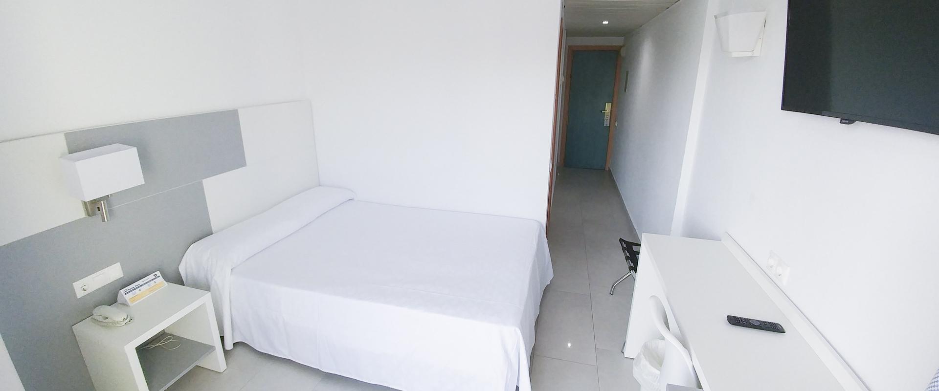 Double for single use Globales los Patos Park Benalmádena Double for single use Globales los Patos Park Benalmádena