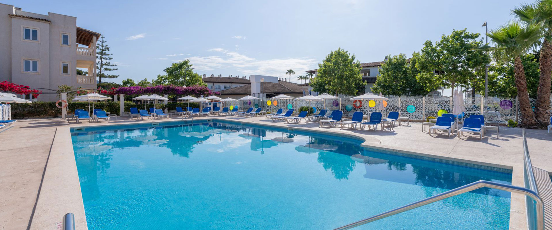 Globales Isabel Cala Bona Globales Isabel Cala Bona