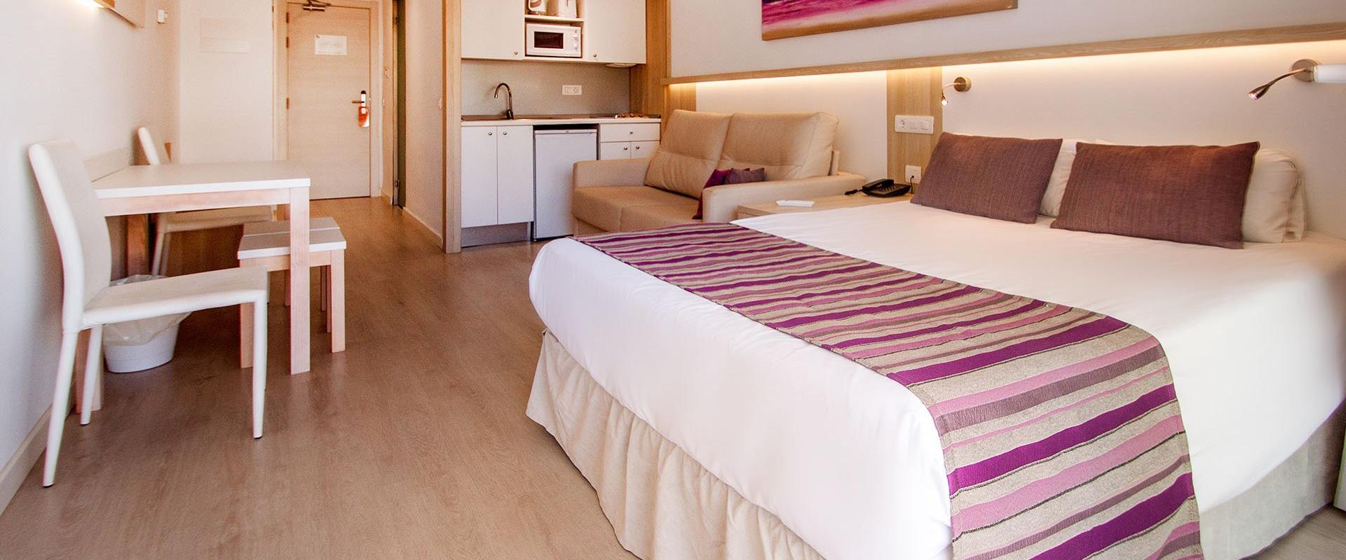 Studio für 1 Person Globales Aptos. Costa de la Calma Santa Ponsa Studio für 1 Person Globales Aptos. Costa de la Calma Santa Ponsa