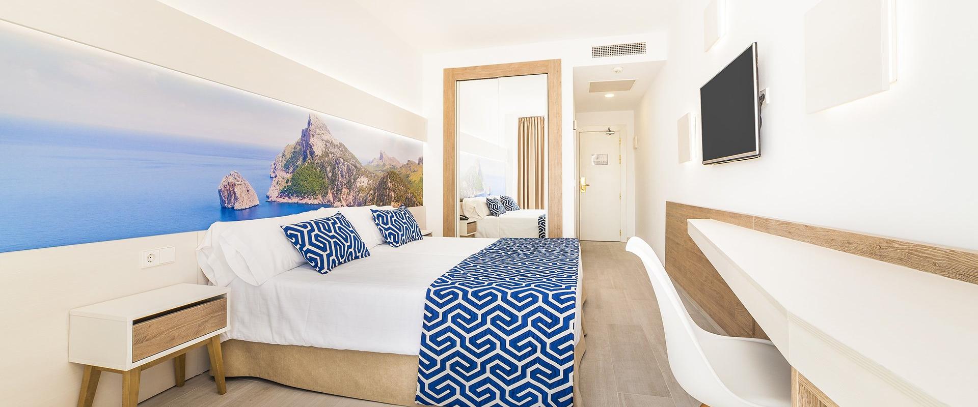 Double Globales Palmanova Double Globales Palmanova